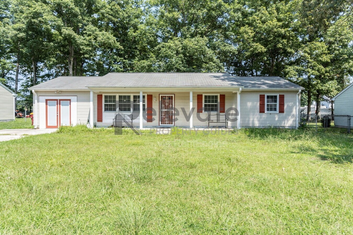 Photo - 523 Petty St