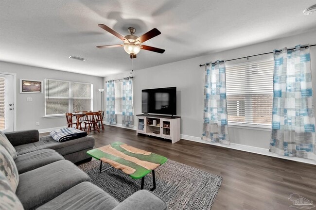 Photo - 5036 Firstmate Wy