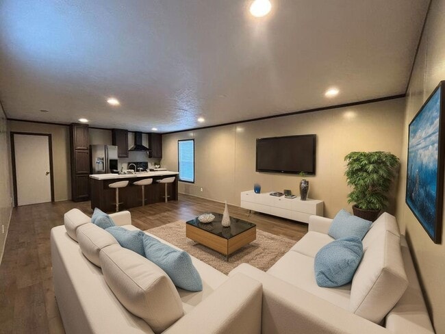 Building Photo - 601 Kathy St