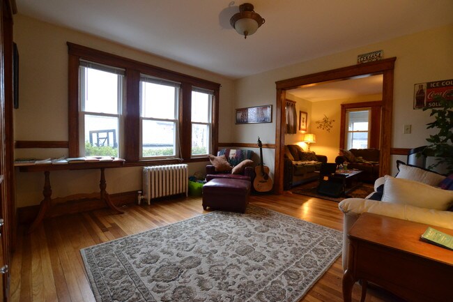 Photo - 5 Cresthill Rd Apartment Unit #1D