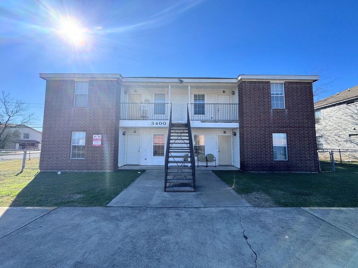 Photo - 3400 Cantabrian Dr Unidad B