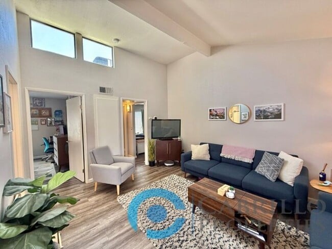 Building Photo - 4642 Utah St Unit #6 Rental