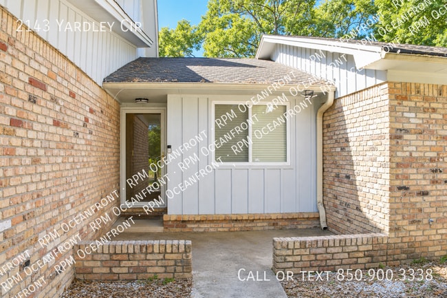 Photo - 2143 Yardley Cir
