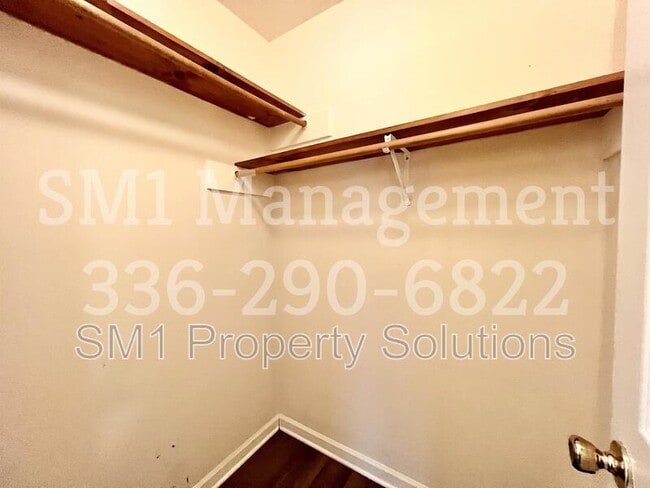 Photo - 121 Thomas St