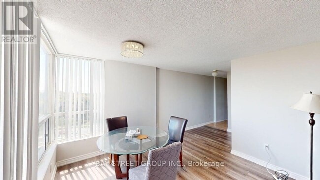Photo - 3050 Ellesmere Rd Unit 1019
