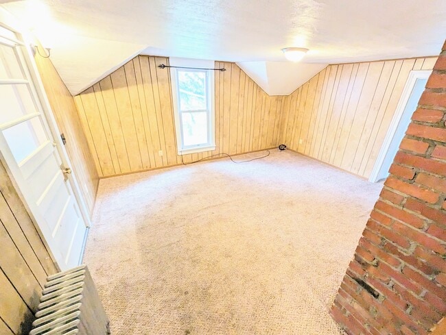 Photo - 116 Cushing St Unit UPPER