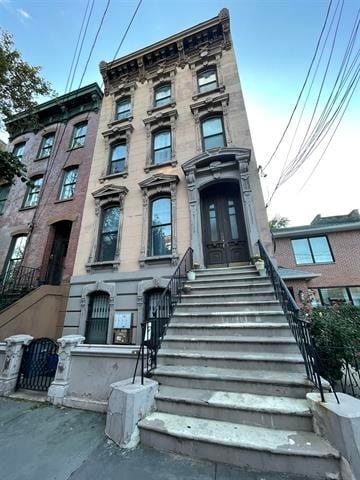 Building Photo - 569 Jersey Ave Unit 4