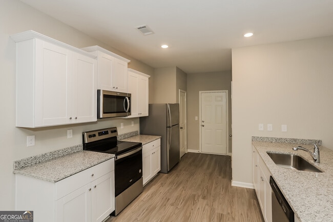 Photo - 518 Firethorn Ct