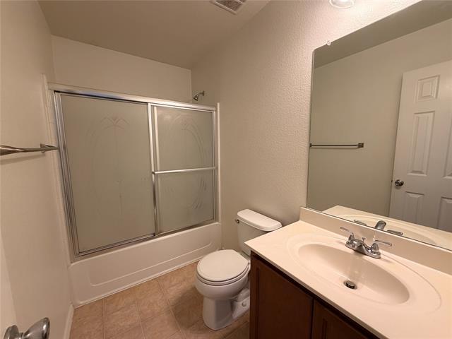 Photo - 933 Newberry Trail