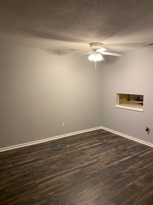 155 Redstone Hill Rd Condo For Rent in Bristol, CT