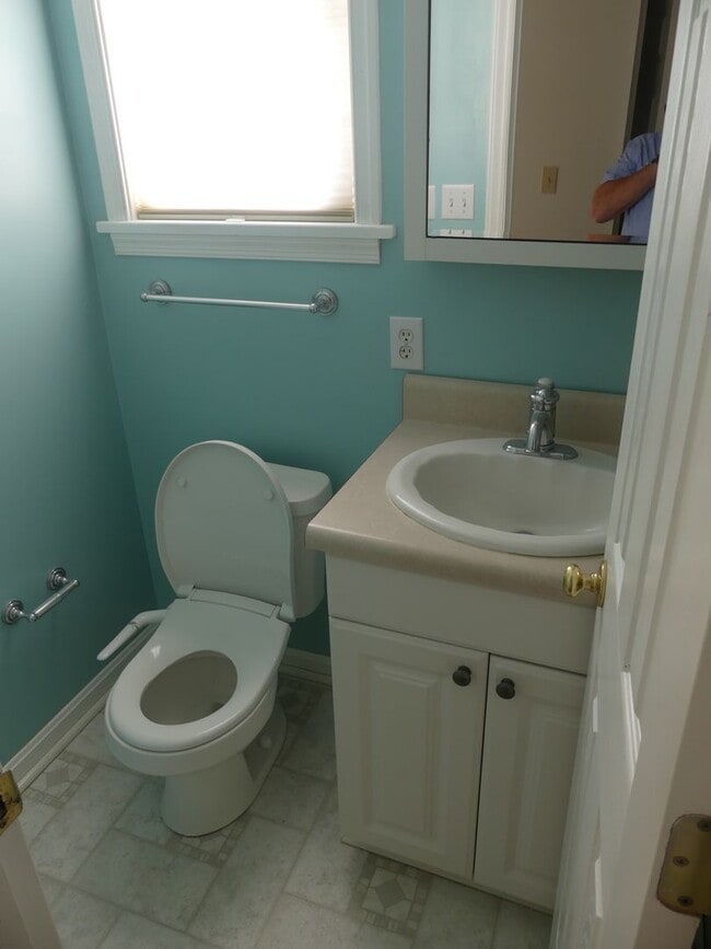 Photo - 33 Bunting Lane, Poquoson Va.