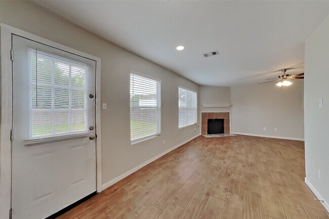 Photo - 16960 Wren Hill St