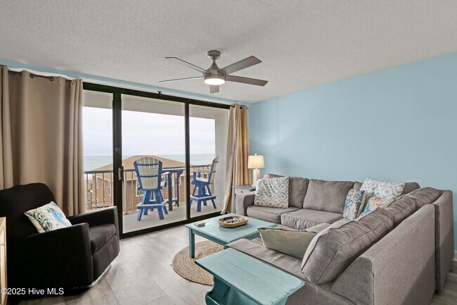 Photo - 901 N Lake Park Blvd Unit 304