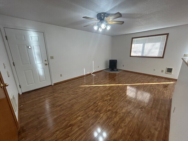 Photo - 2 Bedroom Duplex Near the Jim Parsley Community Center!
