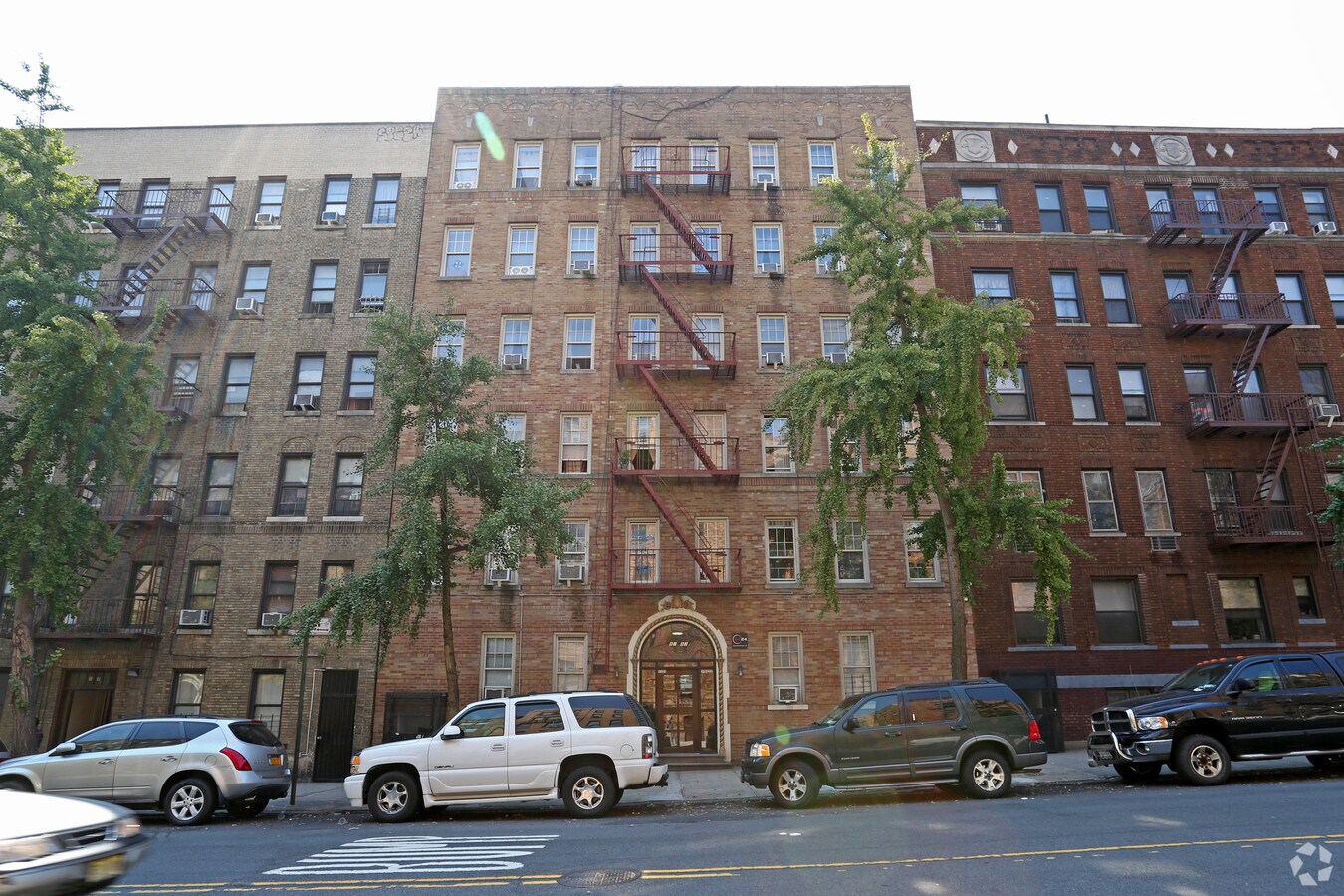 Photo - 81 Seaman Avenue