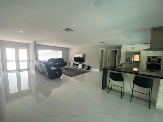 Photo - 7010 SW 144th Pl