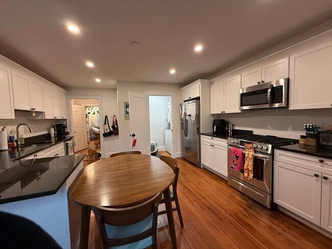 Photo - 3 High St Pl Unit 2