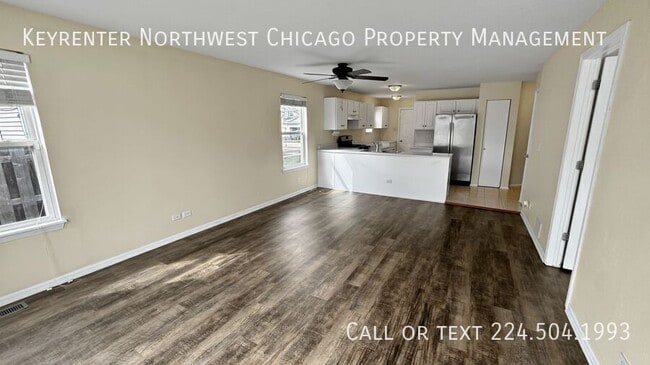 Photo - 790 Wedgewood Cir