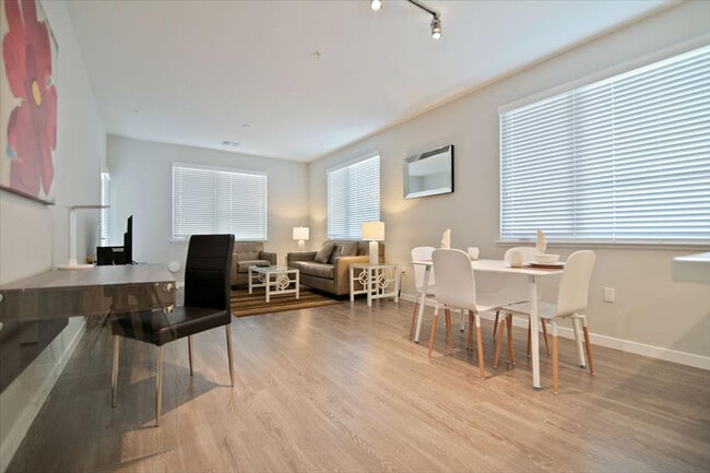 Photo - 3639 Haven Ave Unidad ID1040110P