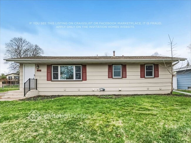 Photo - 224 Oak Park Dr NE