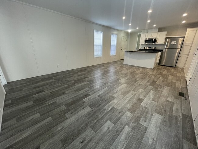 Photo - 38171 Ducharme Dr