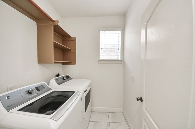 Photo - 4610 Plum Forest Rd