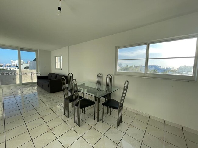 Photo - 1750 James Ave Unidad 7A Rental