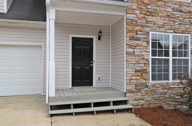 Photo - 102 Providence Dr