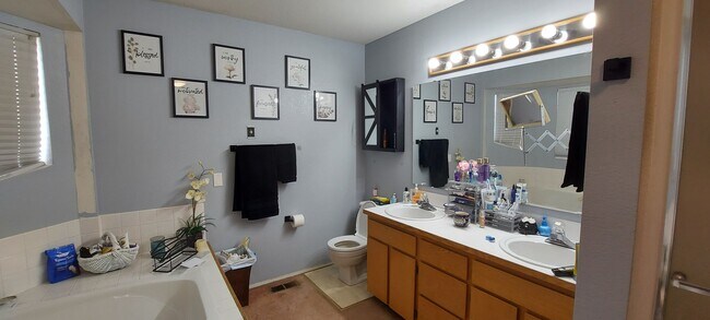 Photo - 24028 25th Ave S Unit Upstairs #A