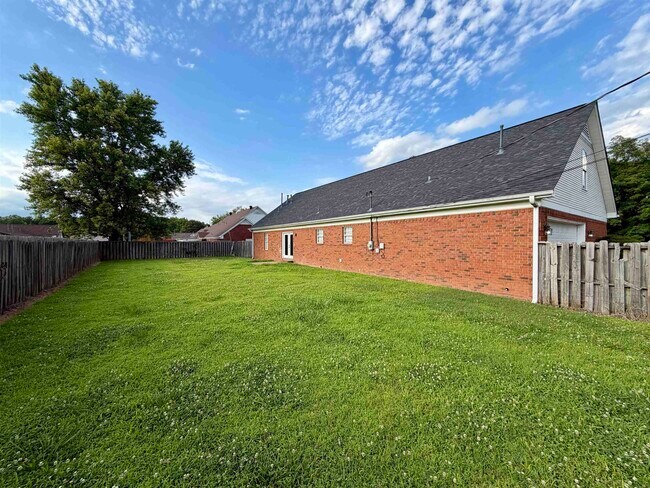 Photo - 271 Meadowland Dr