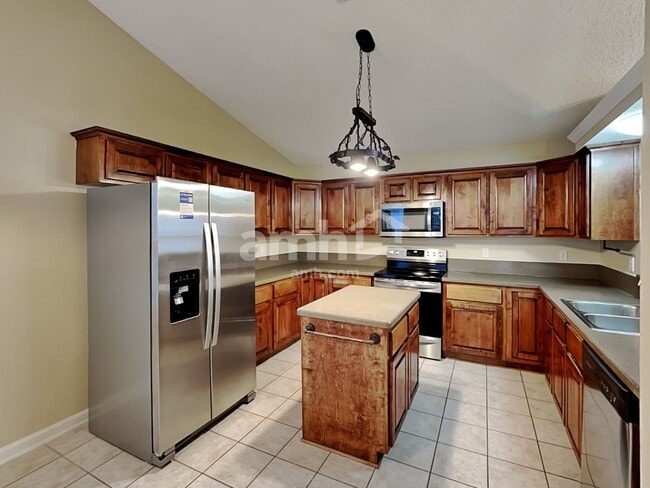 Photo - 807 Hickory Knolls Dr