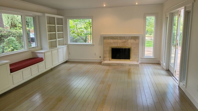 Photo - Excellent West Side Alamo Home