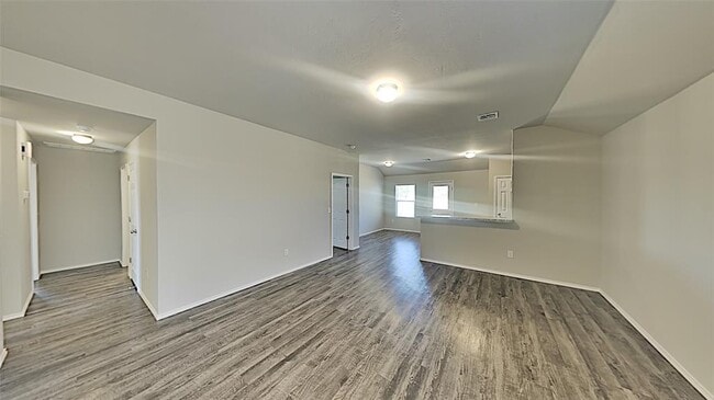 Photo - 10001 Ruger Rd