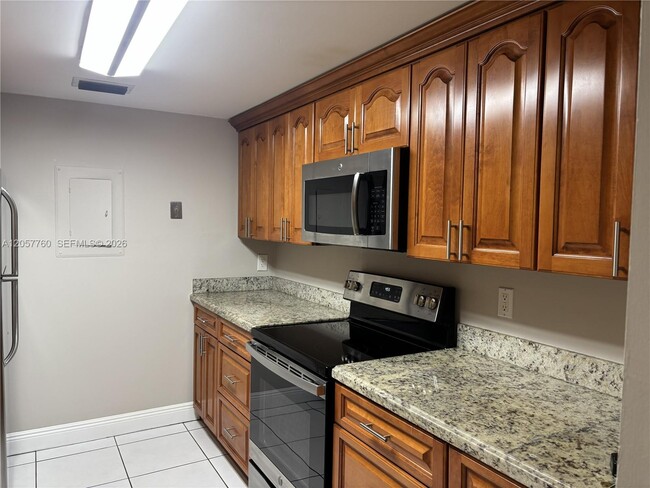 7965 SW 86th St Unit 105