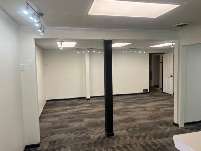 Photo - 627 Prospect Ave S