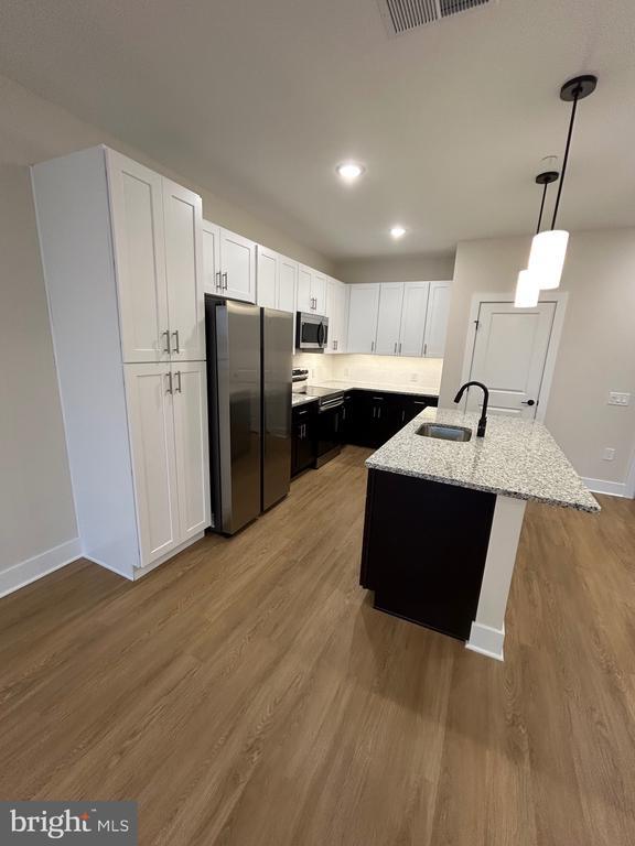 Photo - 624 Main St Unit 217