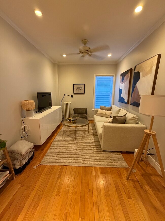 Photo - 1576 Cambridge St Unit 1R