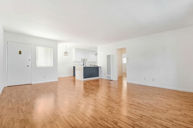 Photo - 1449 Princeton St Unidad 6