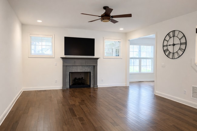 Photo - 1913 Covington Dr