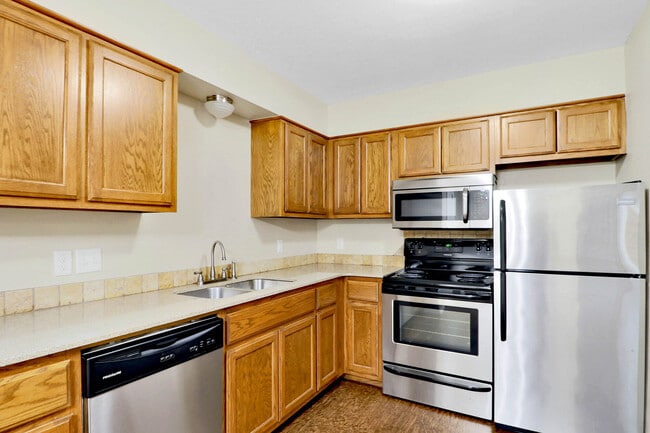 Pleasant View Apartments - Pleasant View Apartments