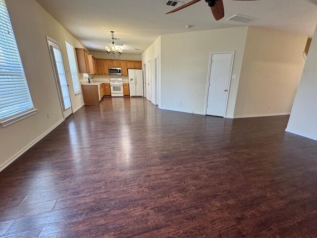 Photo - 137 Firewheel Cove