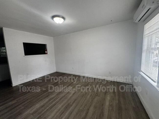 Building Photo - 2223 J B Jackson Jr Blvd Unit A2