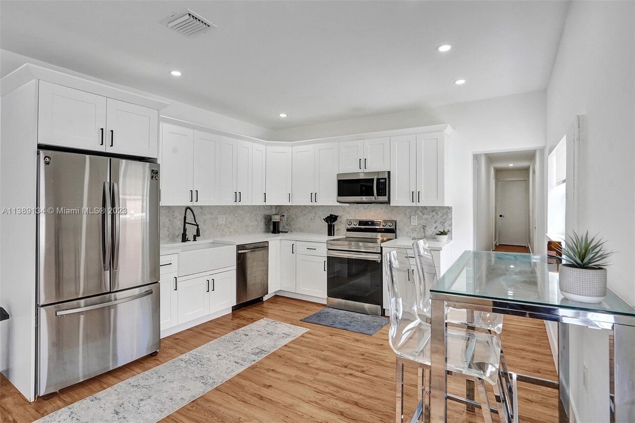 Photo - 2978 SW 14th St (Miami, FL)