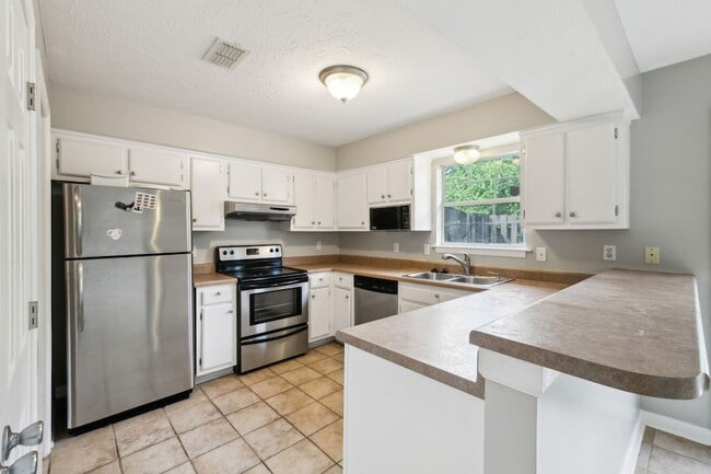 Photo - 377 Huntington Ridge Dr Unidad 35