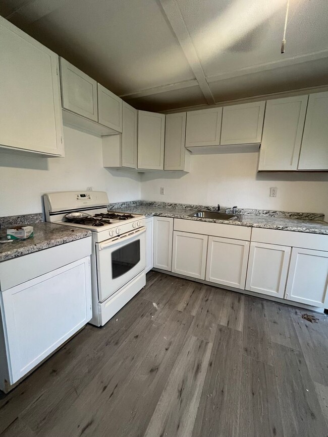 Photo - 4 bedroom Section 8 Approved Home