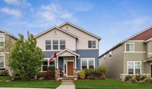 Teheleh Welcomes You Home to This 5 Bed Be... - Teheleh Welcomes You Home to This 5 Bed Be...