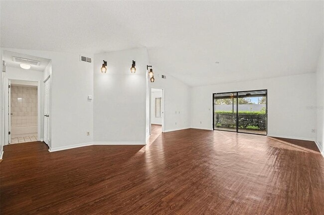 Photo - 18302 Aintree Ct