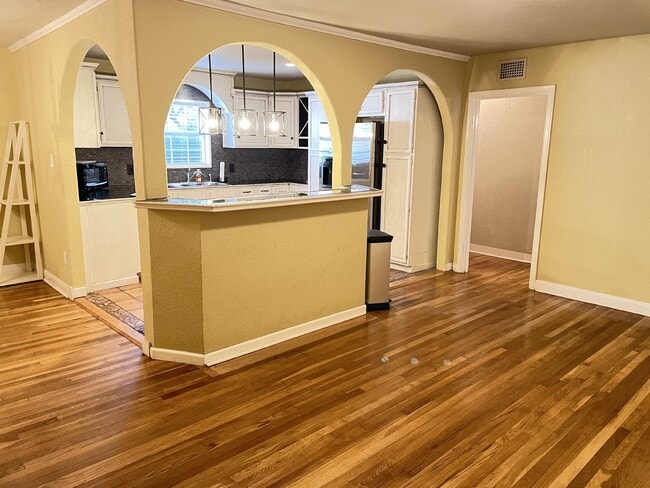 Photo - Pre Leasing for Fall 2026! 3/2 in Tech Terrace!