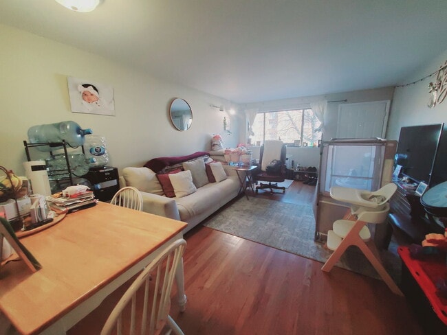 Photo - 24 Adams Ave Unit B