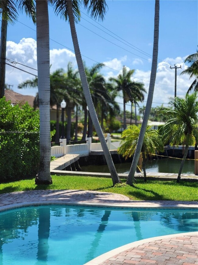 Photo - 536 Hibiscus Dr